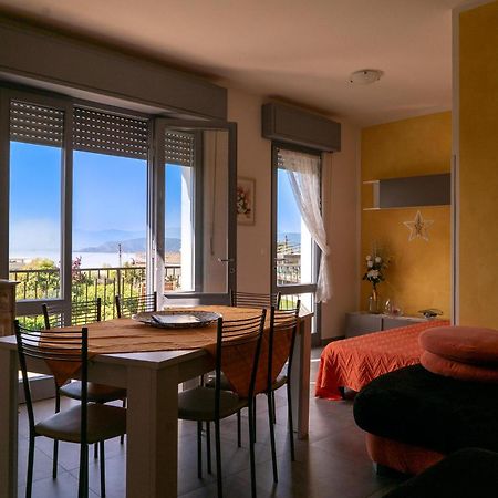 Villa La Magnolia - Private Beach Access, Garden, Views لاتيزي المظهر الخارجي الصورة