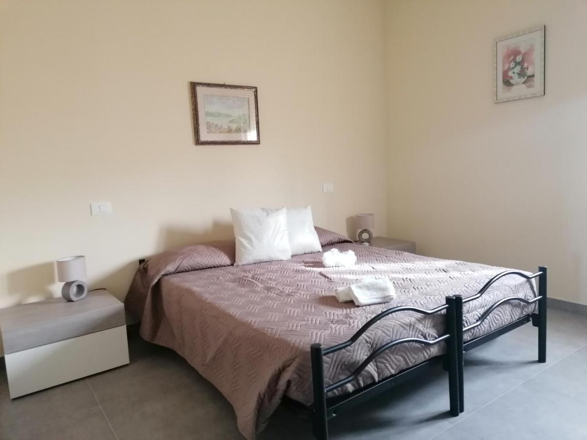Villa La Magnolia - Private Beach Access, Garden, Views لاتيزي المظهر الخارجي الصورة