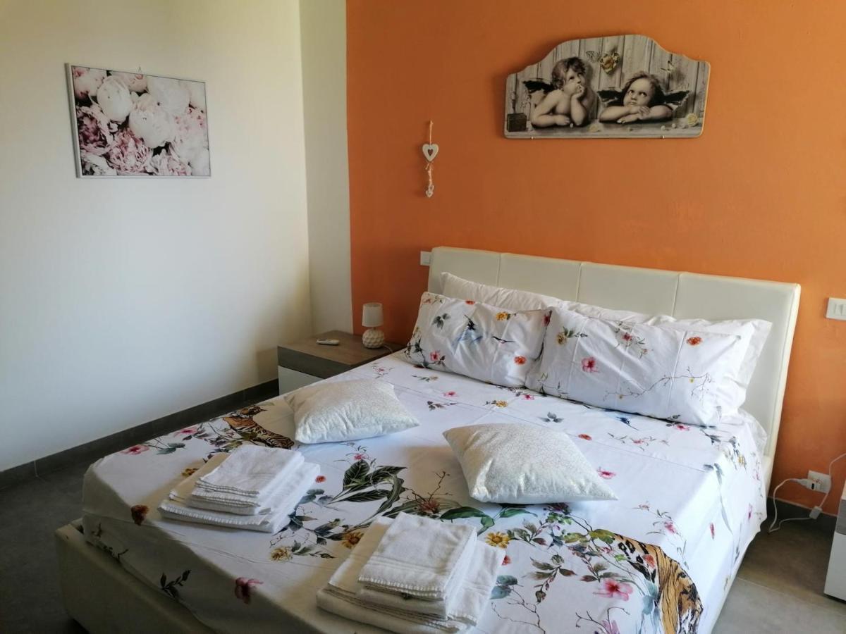 Villa La Magnolia - Private Beach Access, Garden, Views لاتيزي المظهر الخارجي الصورة