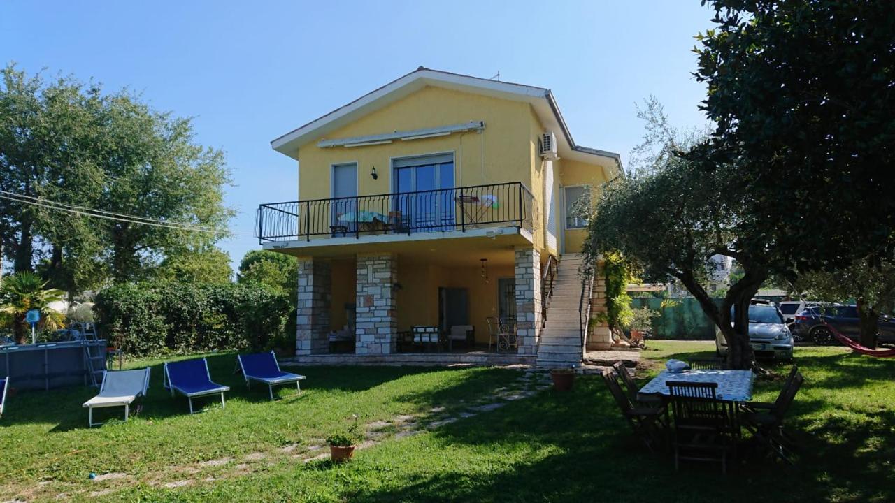 Villa La Magnolia - Private Beach Access, Garden, Views لاتيزي المظهر الخارجي الصورة