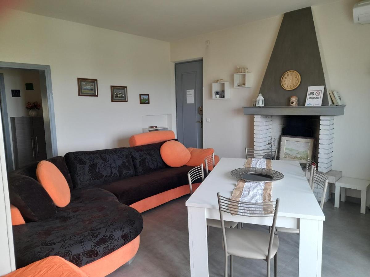 Villa La Magnolia - Private Beach Access, Garden, Views لاتيزي المظهر الخارجي الصورة
